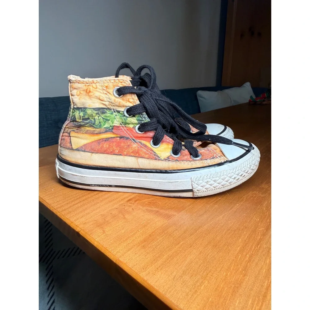 Converse Chuck Taylor High Top Hamburger Cheeseburger Rare Print Kids Shoes 11